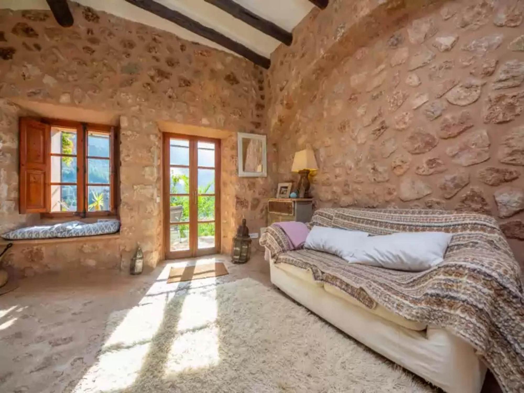 Charming House Nearby