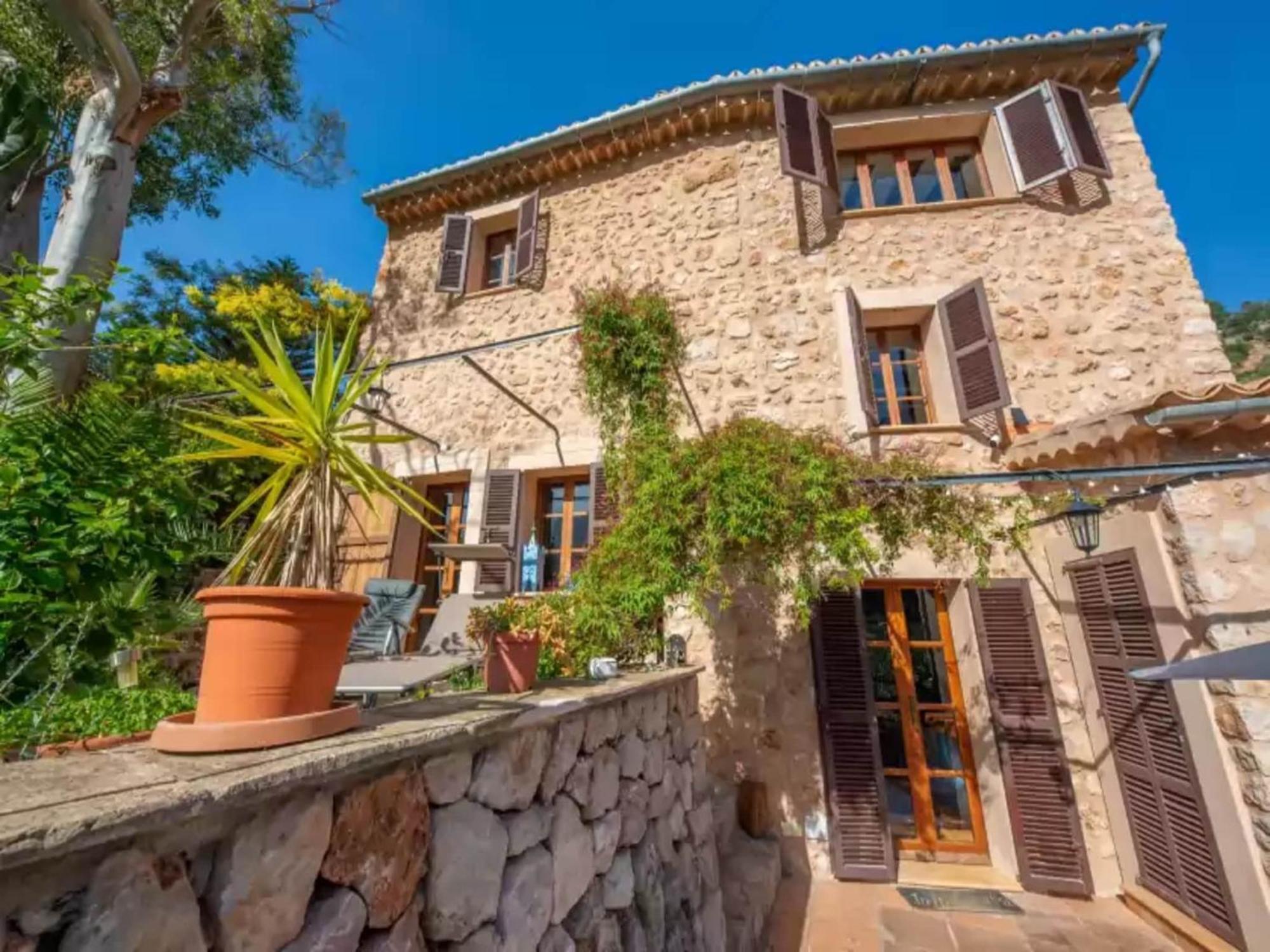 Charming House Nearby Chalet